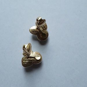 Avon Jewelry - Avon Tourmaline Impressions clip on earrings Avon Jewelry - Avon Tourmaline Impressions clip on earrings